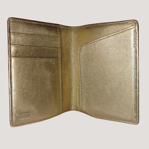 Coach Gold Beigh Signature Canvas Logo Passport Leather Bi Fold Wallet Travel - Picture 4 of 7